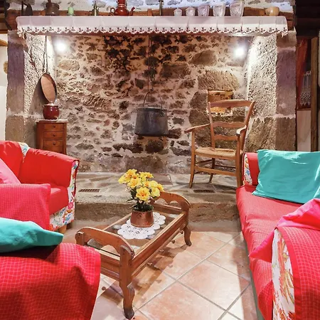 Holiday home Holiday Home In Calvinet Near Lakes, Cleaning Included
