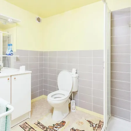 Holiday home Holiday Home In Calvinet Near Lakes, Cleaning Included *