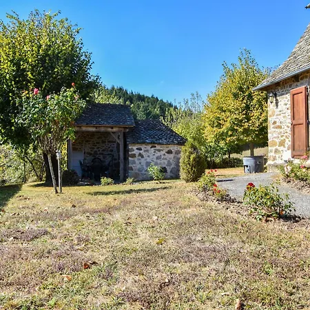Holiday Home In Calvinet Near Lakes, Cleaning Included Calvinet